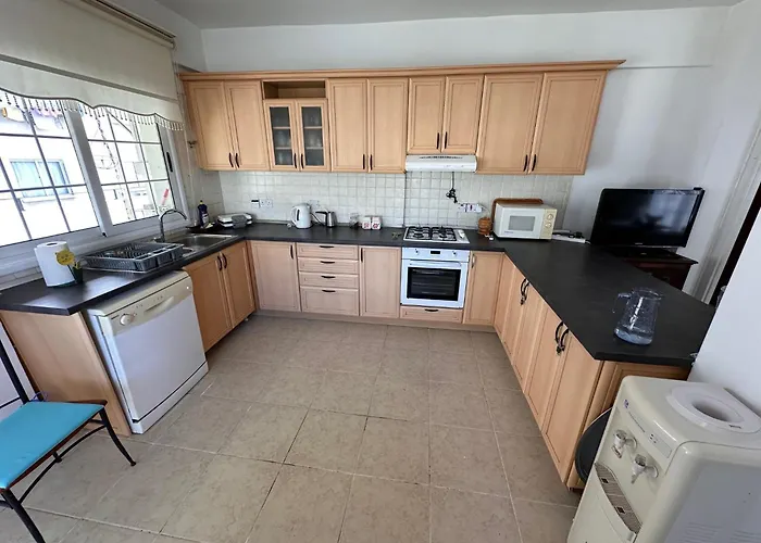 Kyrenia Center 3 Bedroom アパート *