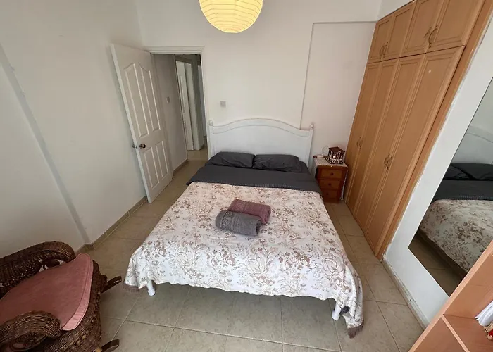 アパート Kyrenia Center 3 Bedroom *