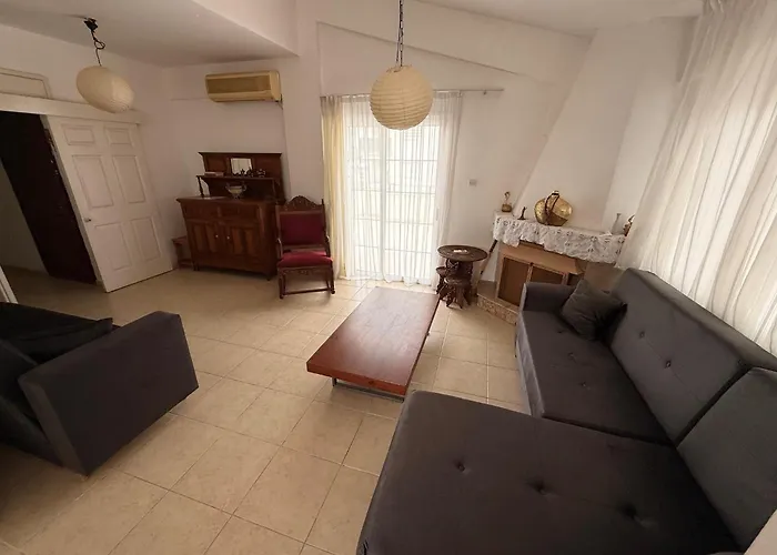 Kyrenia Center 3 Bedroom * キレニア