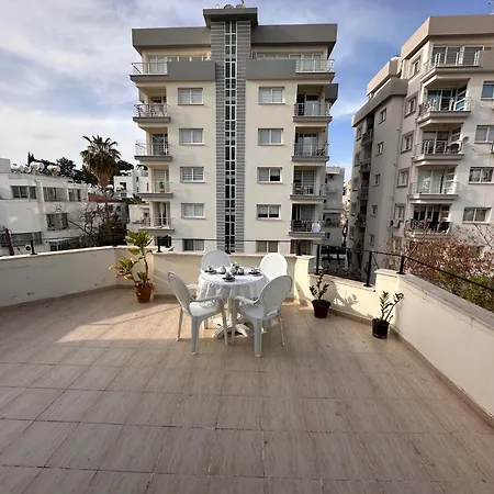 アパート Kyrenia Center 3 Bedroom